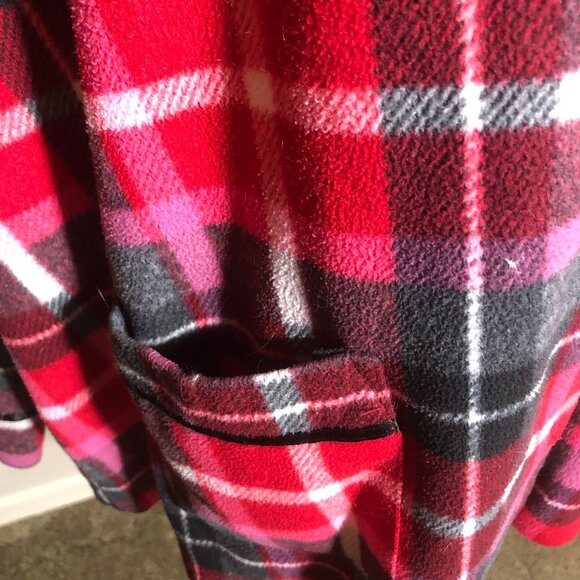 🟥 Anne Klein Red Plaid Button-Up Jacket – Cozy, Preppy, & Vintage-Inspired - Picture 6 of 8